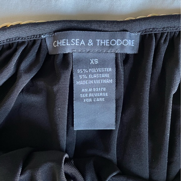 Black women’s top with gold neckline - Picture 6 of 6